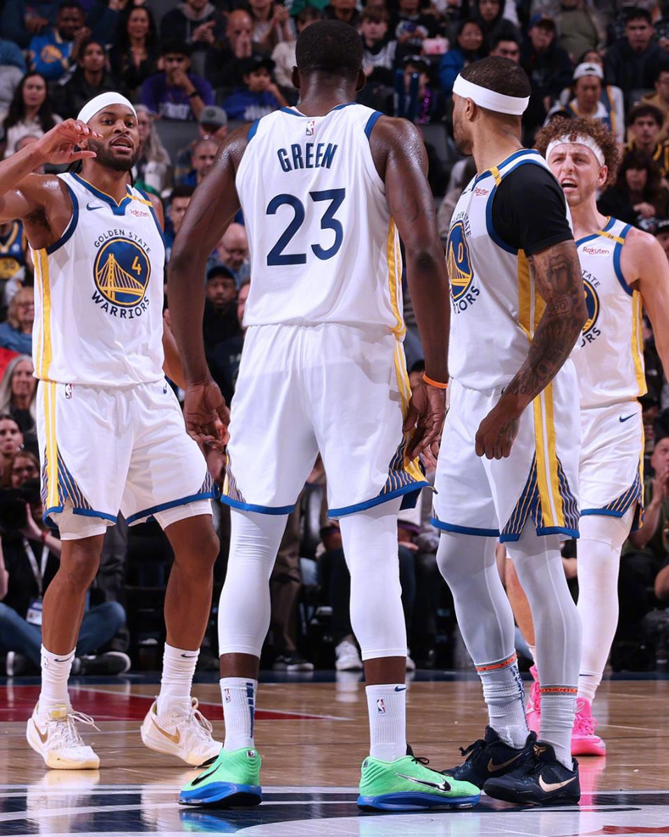 勇士复出首战，复出首战轰40分状态火爆，独行侠成为焦点！的简单介绍