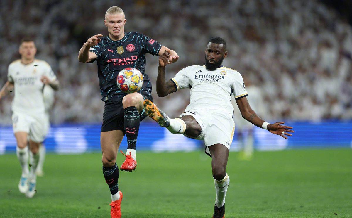 哈兰德意外战胜澳大利亚队，夺冠引爆全场！